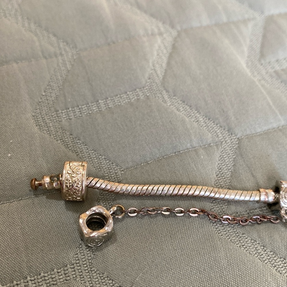 Charm bracelet